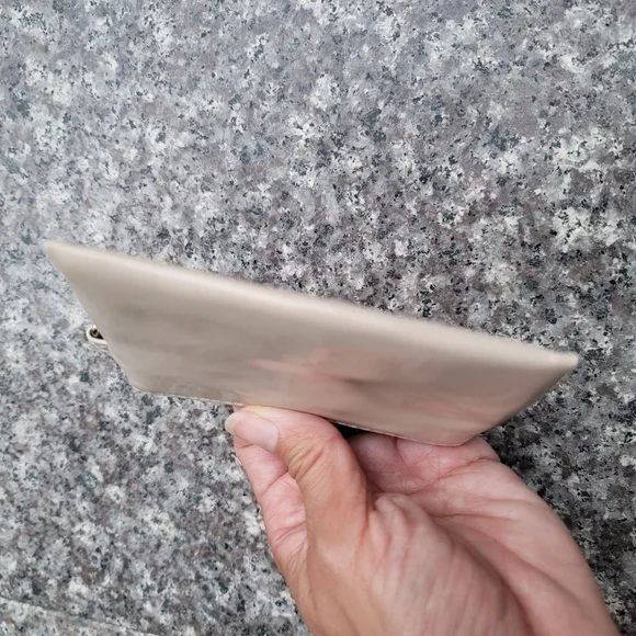 Burberry Fragrances pouch - Picture 9 of 9